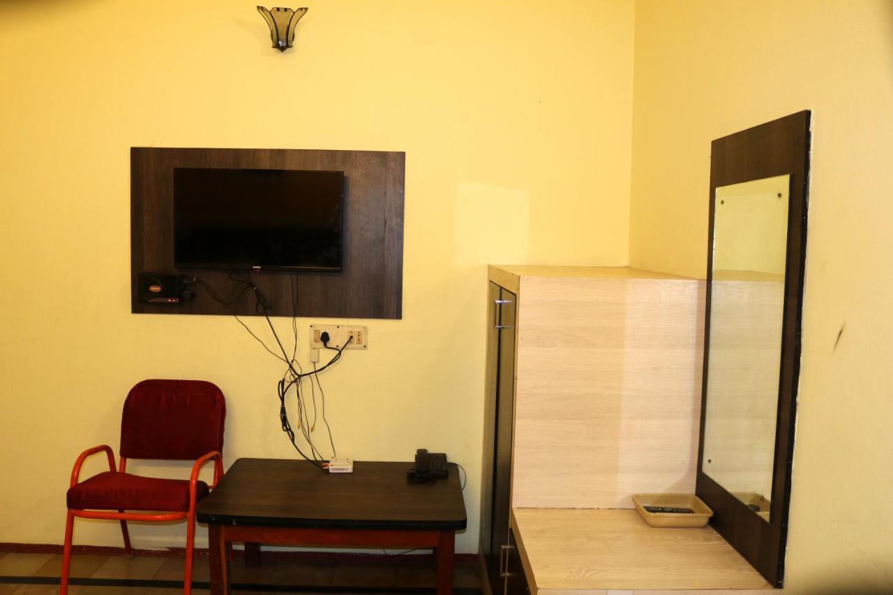 Hotel Siva Sakthi Tiruvannamalai Exterior photo