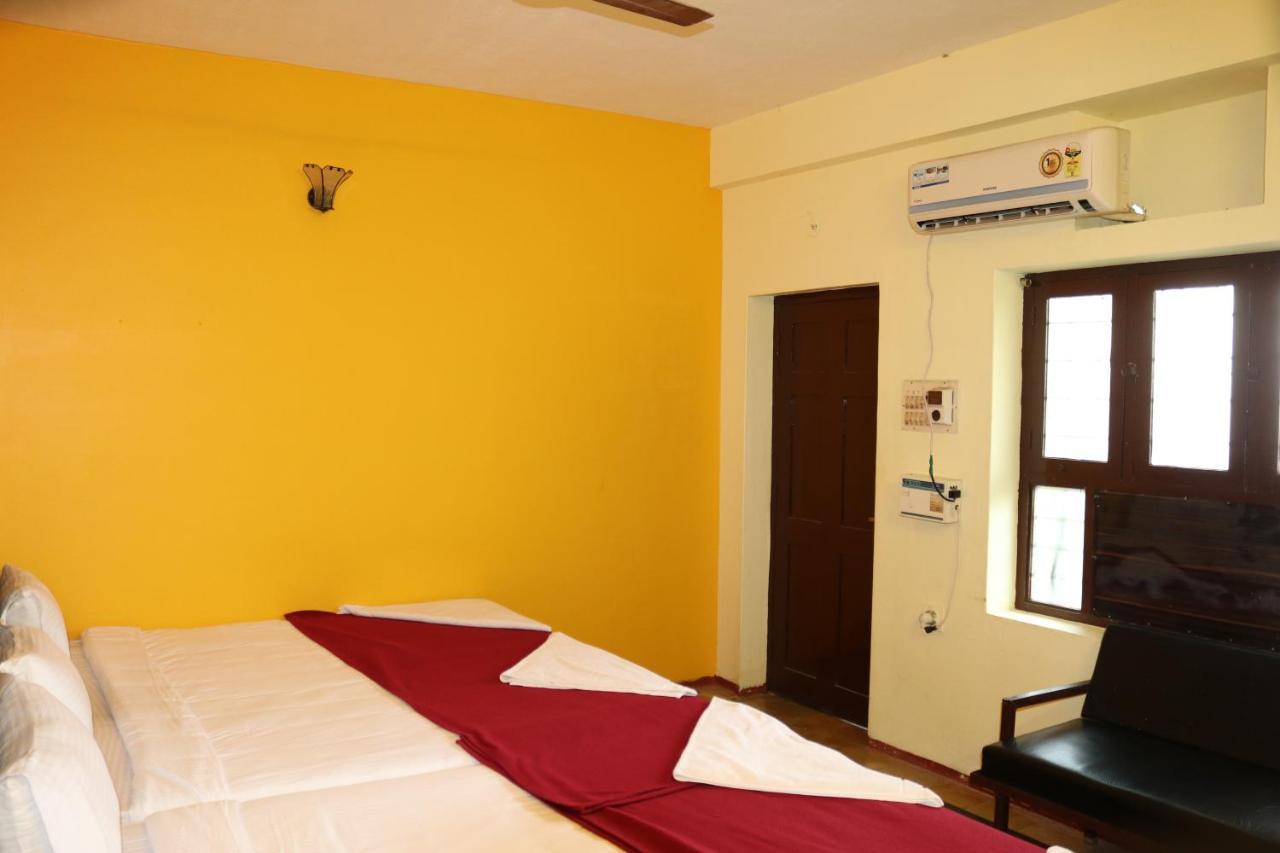 Hotel Siva Sakthi Tiruvannamalai Exterior photo